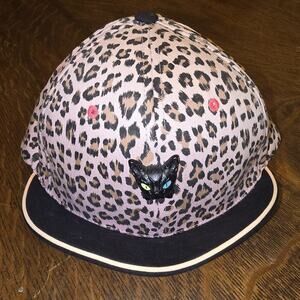 Black Mood by Hat’s On Leopard Print Snapback Cap Cat Eyes Korea Streetwear